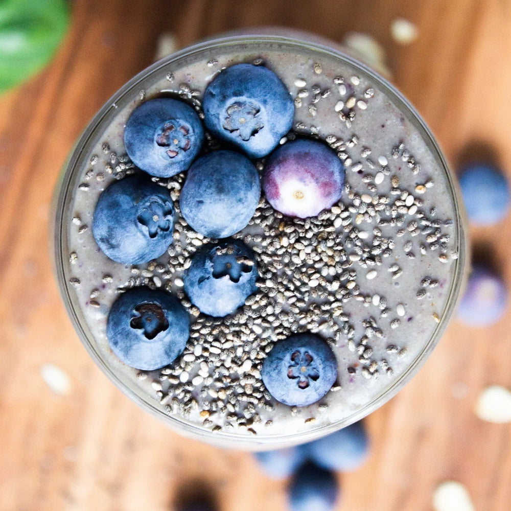 Rollin' Oats Green Smoothie Lifestyle - Blueberry Banana Smoothie - Oatmeal in Smoothie - Frozen Garden