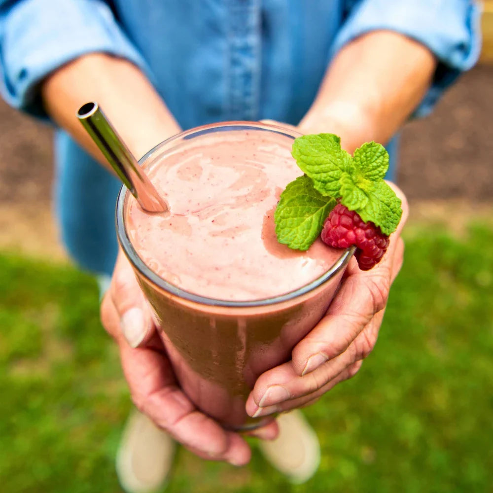 That's So Razz Fruit Smoothie Lifestyle - Raspberry Smoothie - Raspberry Mango Smoothie - Frozen Garden